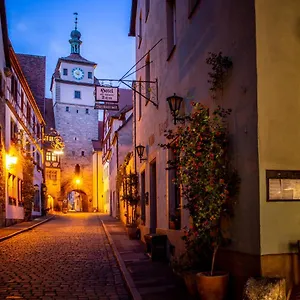 Hotel Gästehaus Am Weißen Turm